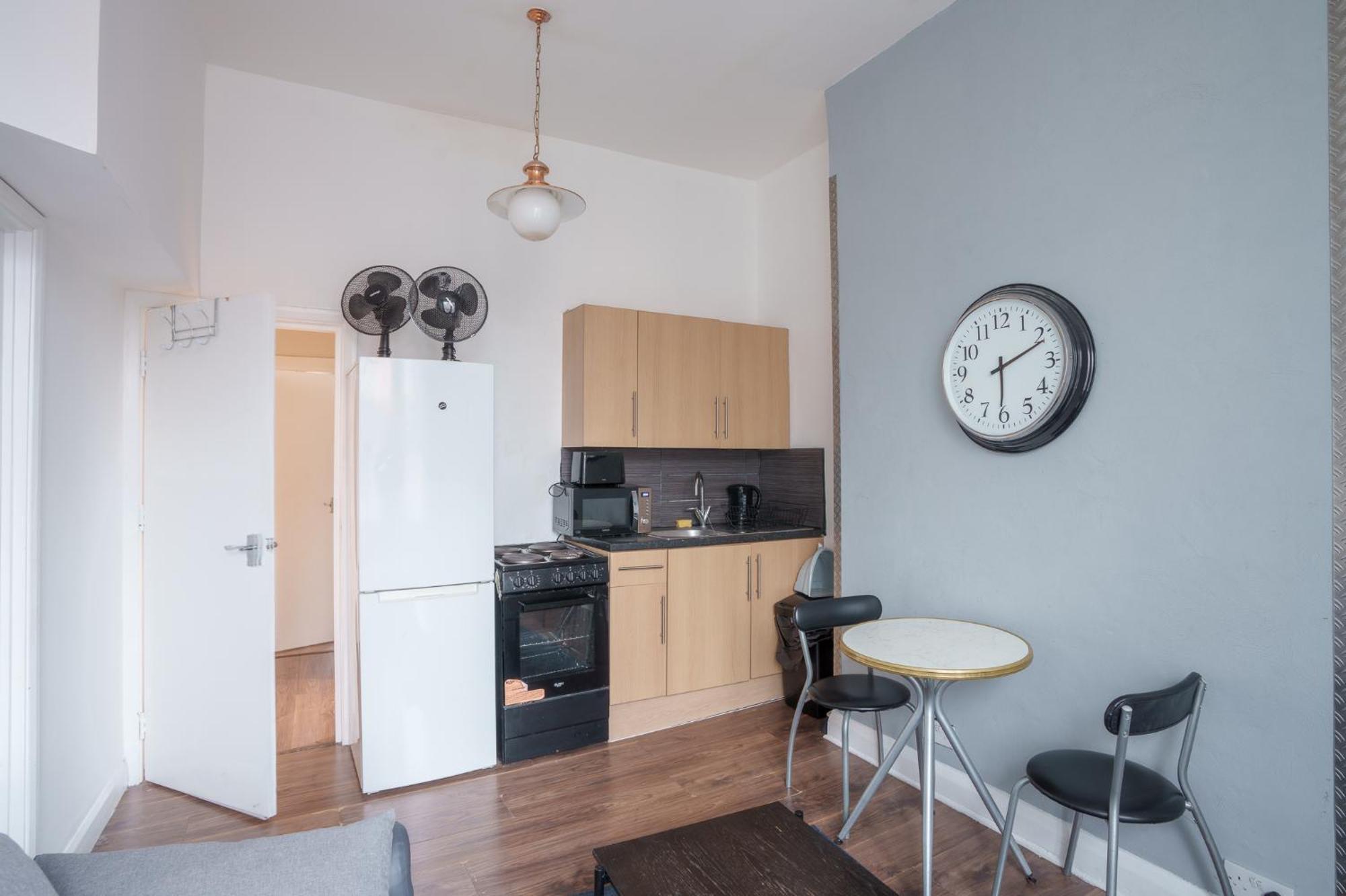 2 Bedroom In * Londres