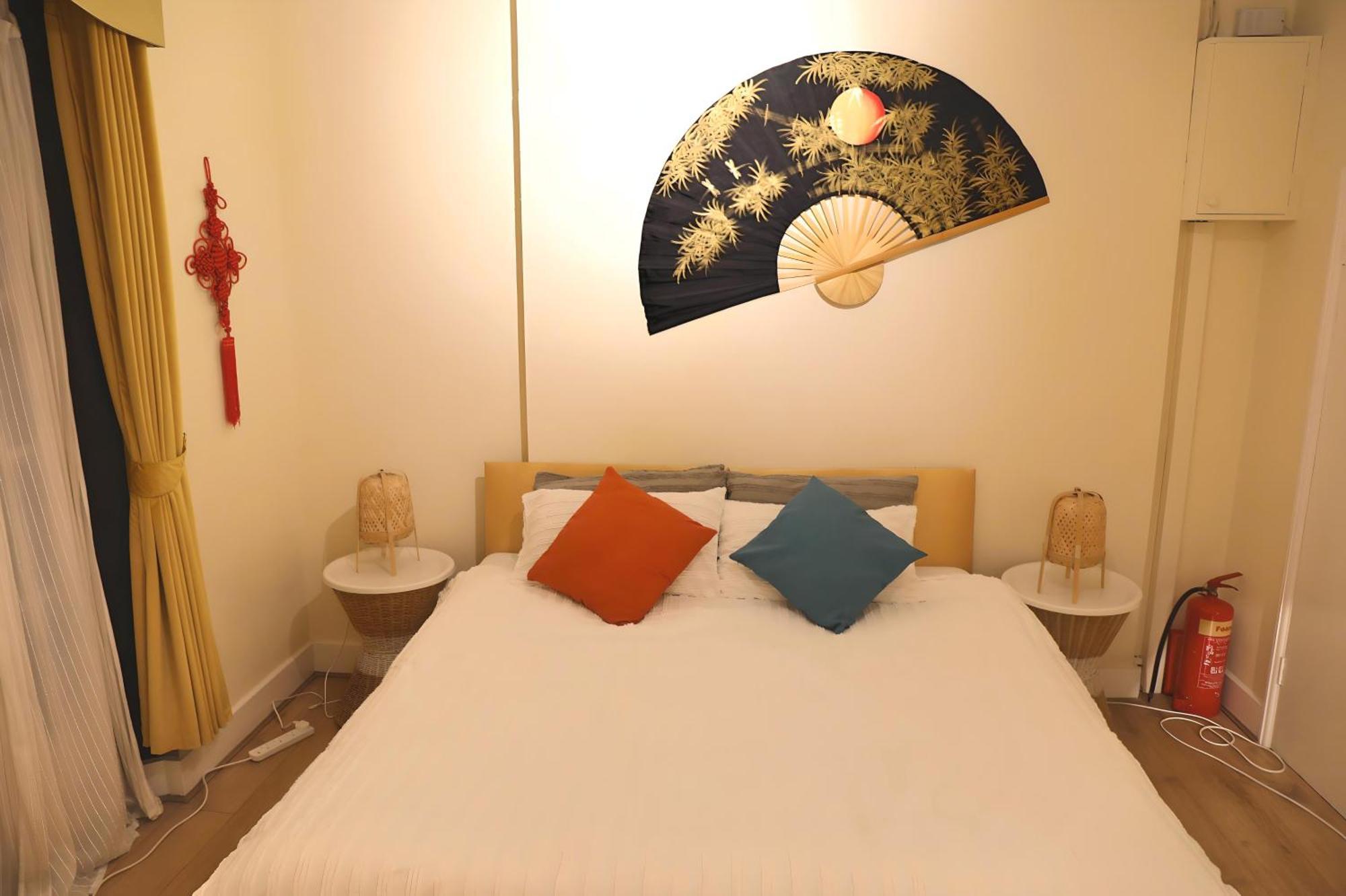 Central Chinatown 1 Bedroom 1 Bathroom Flat Apartment London