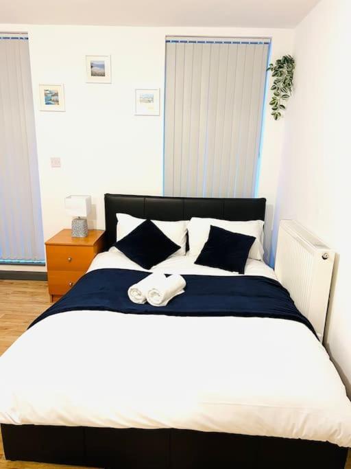 Excellent Two Bedroom Flat In Apartment London