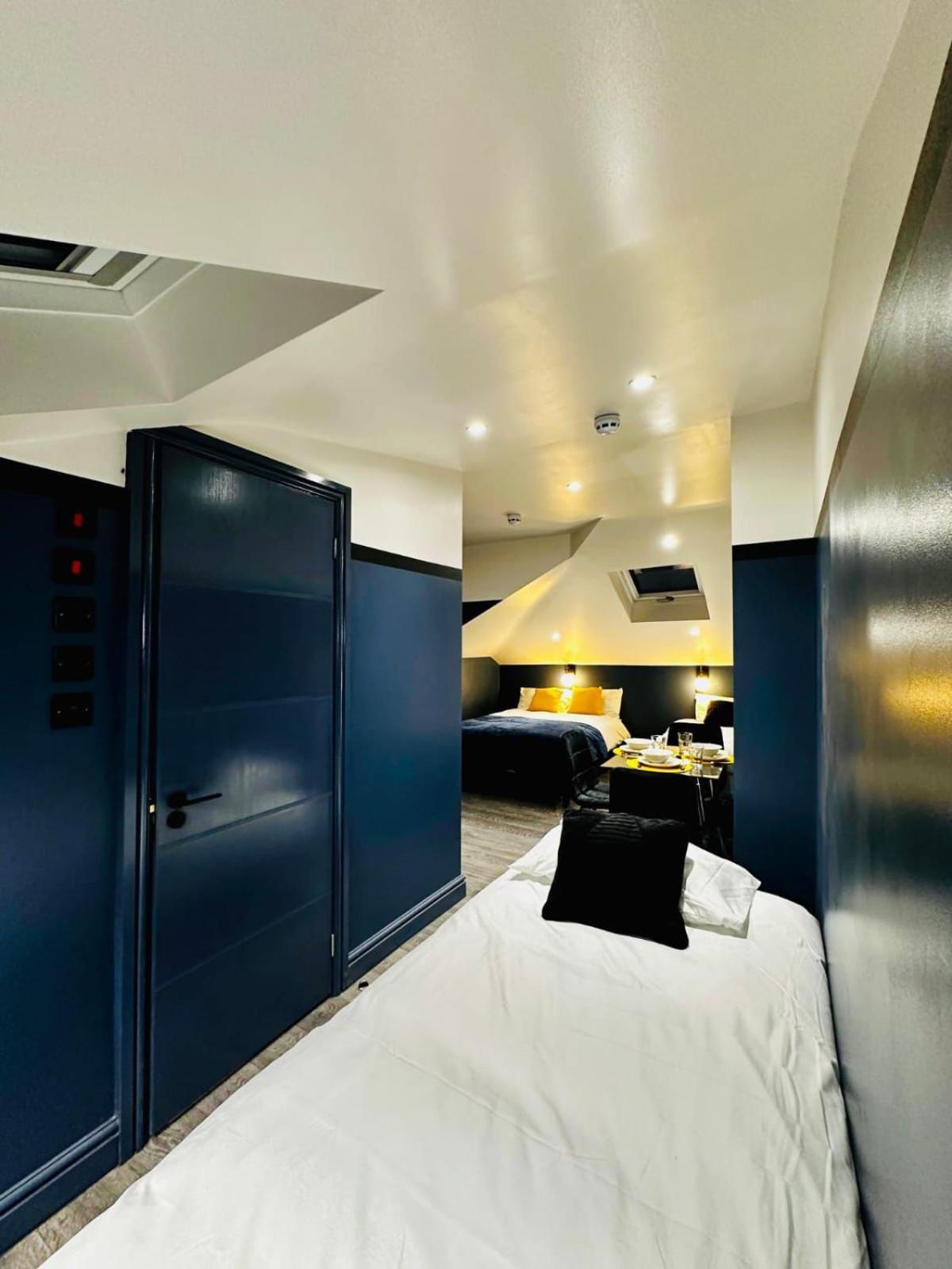 39 Blue House Luxury Ensuite Ideal For Tourists Gjestgiverier *