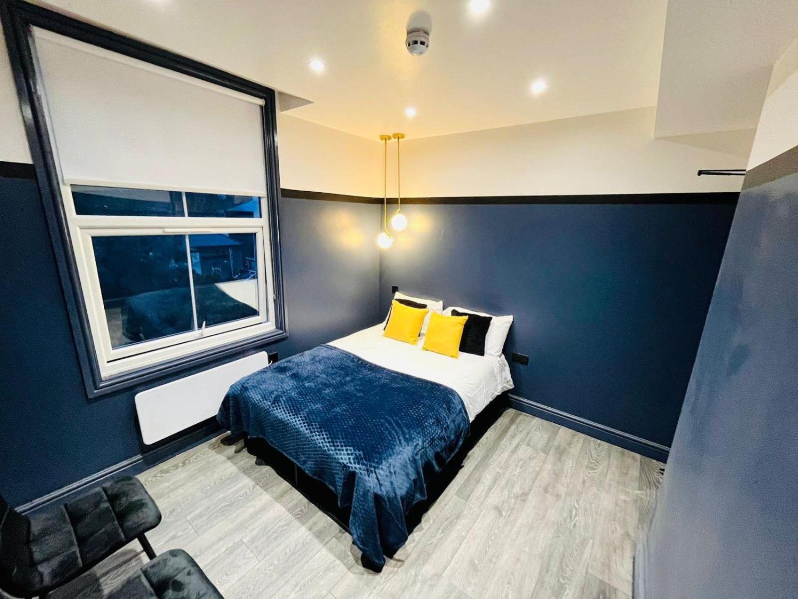 39 Blue House Luxury Ensuite Ideal For Tourists Gjestgiverier London
