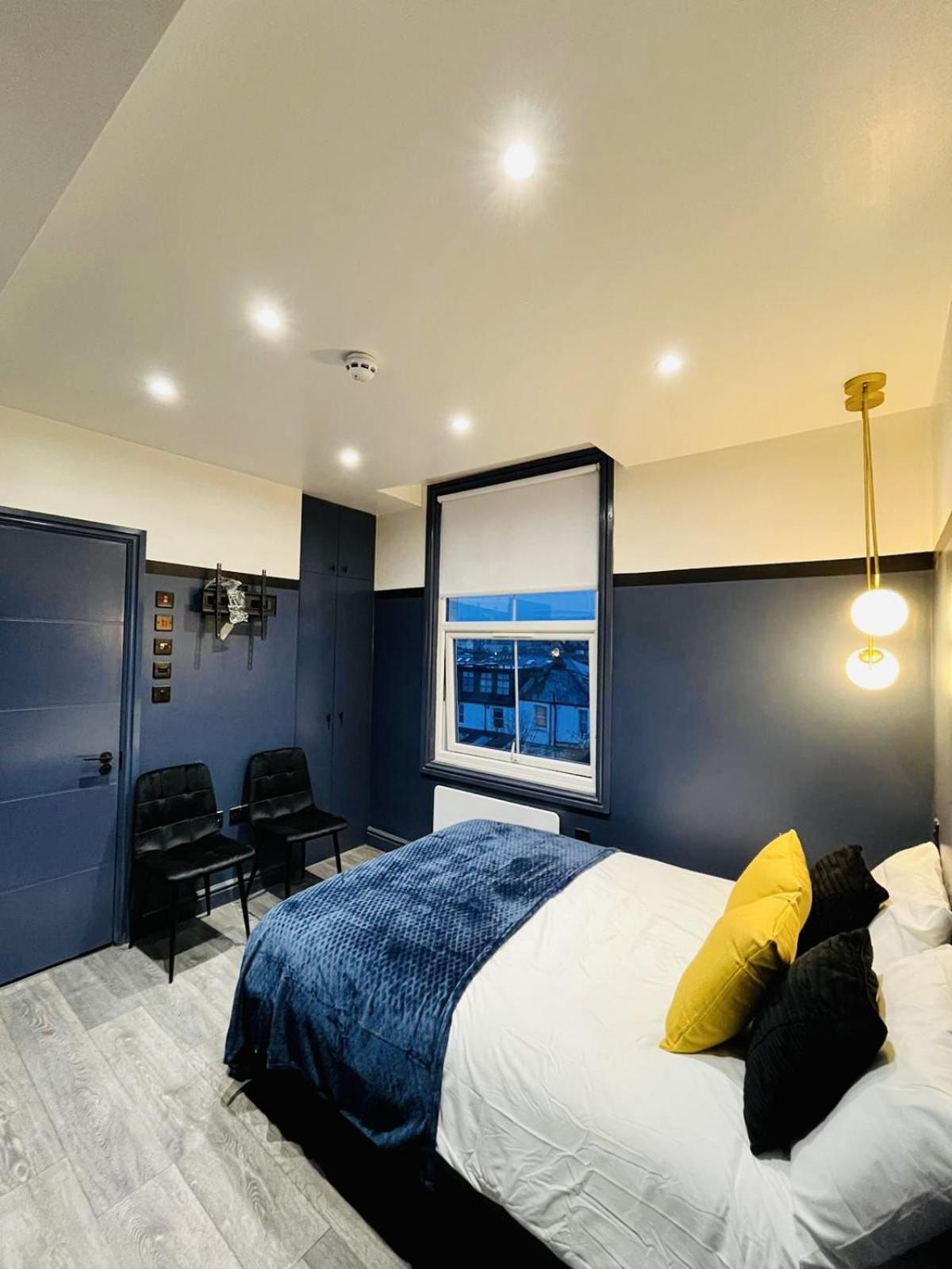39 Blue House Luxury Ensuite Ideal For Tourists Gjestgiverier *
