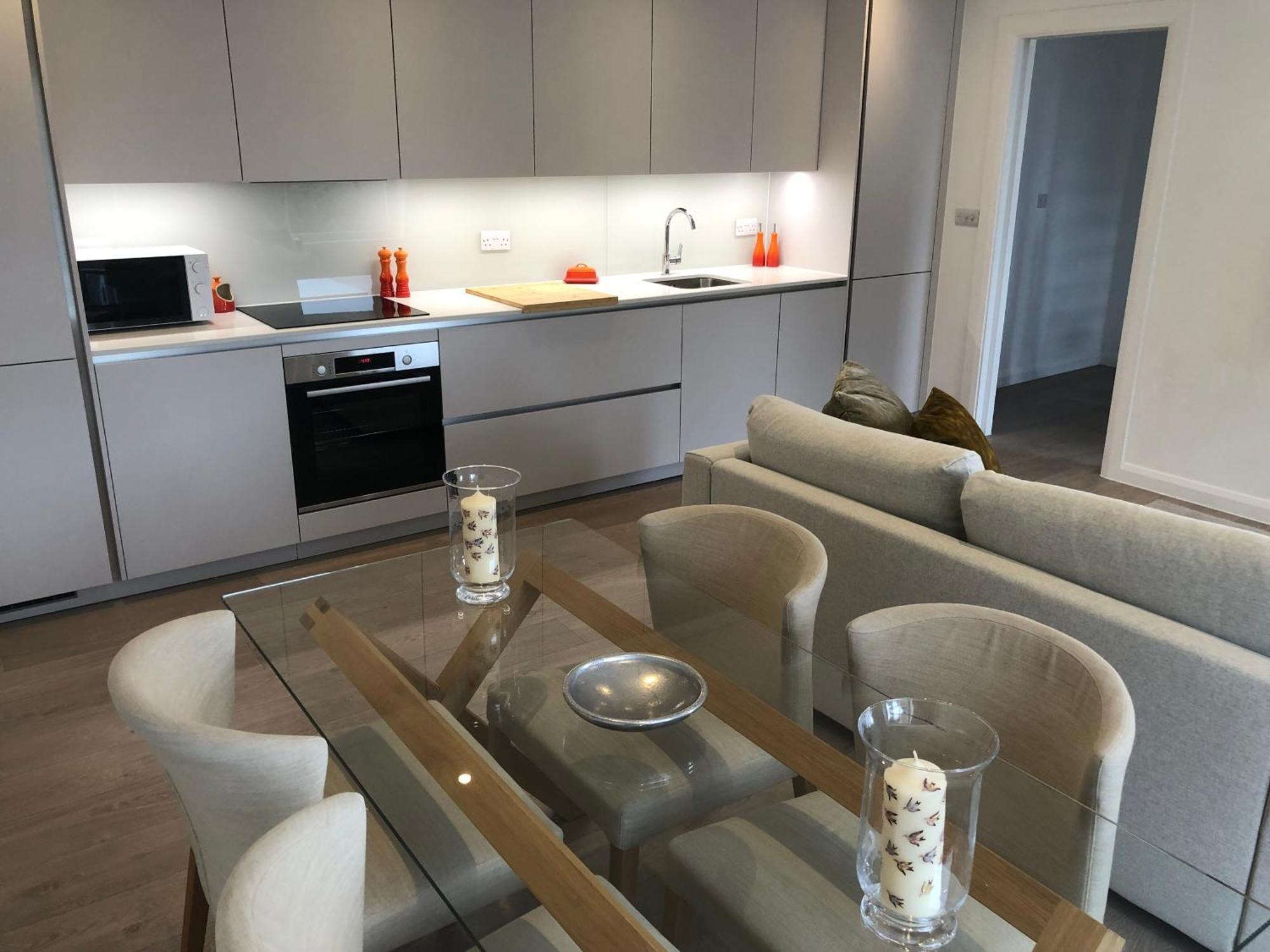 New! Fantastic 1 Bedroom Flat Sw6 Near