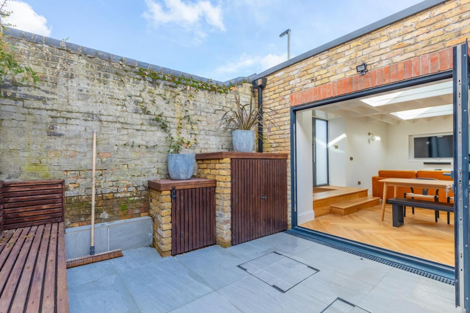 Luxuriously Compact 1bd Eco Clapham Common! Apartment