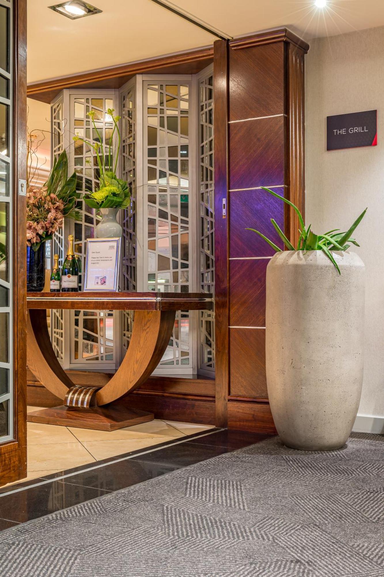 The Marble Arch Hotel, By Thistle London