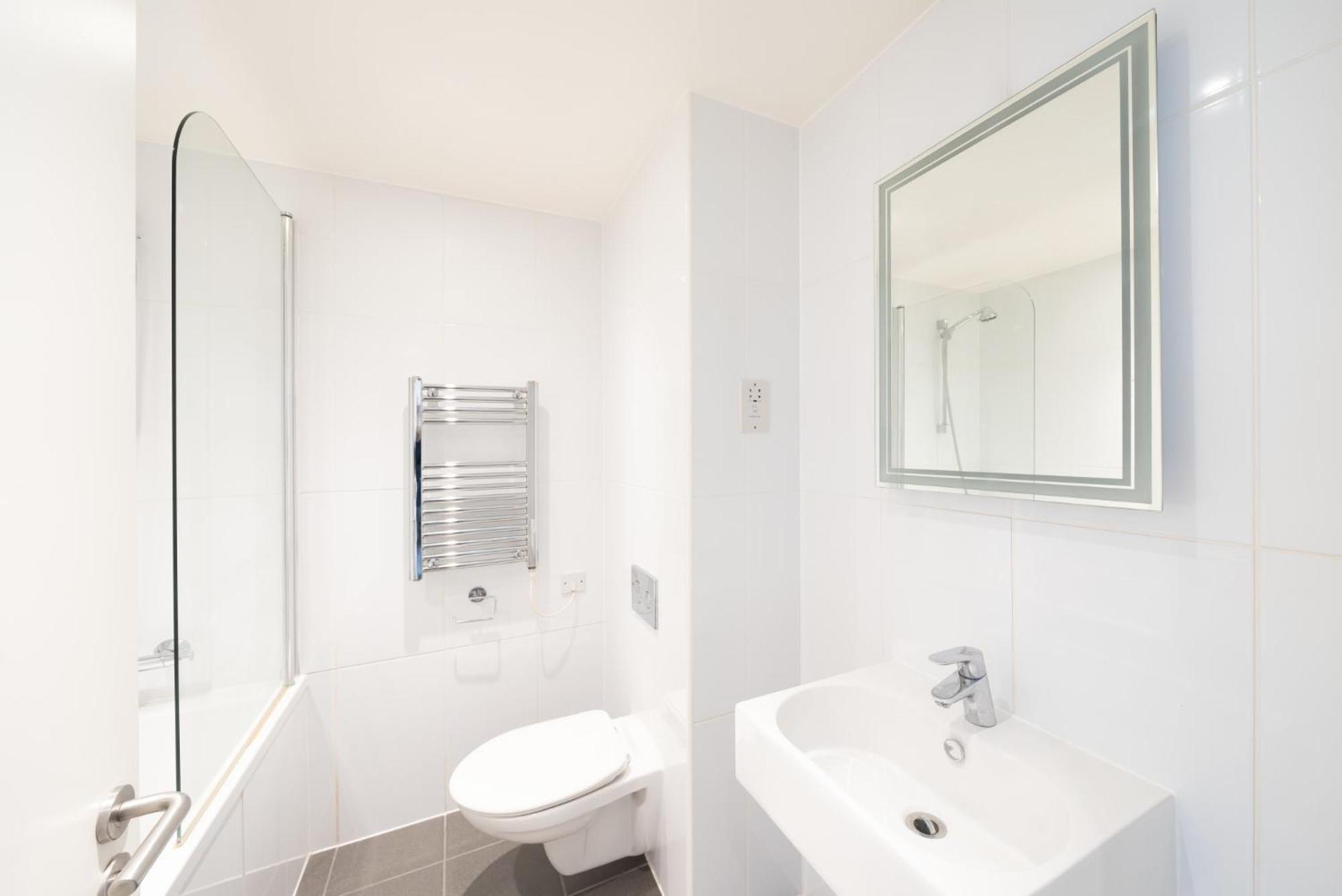 Apartment Cosy And At Chapter Aldgate In