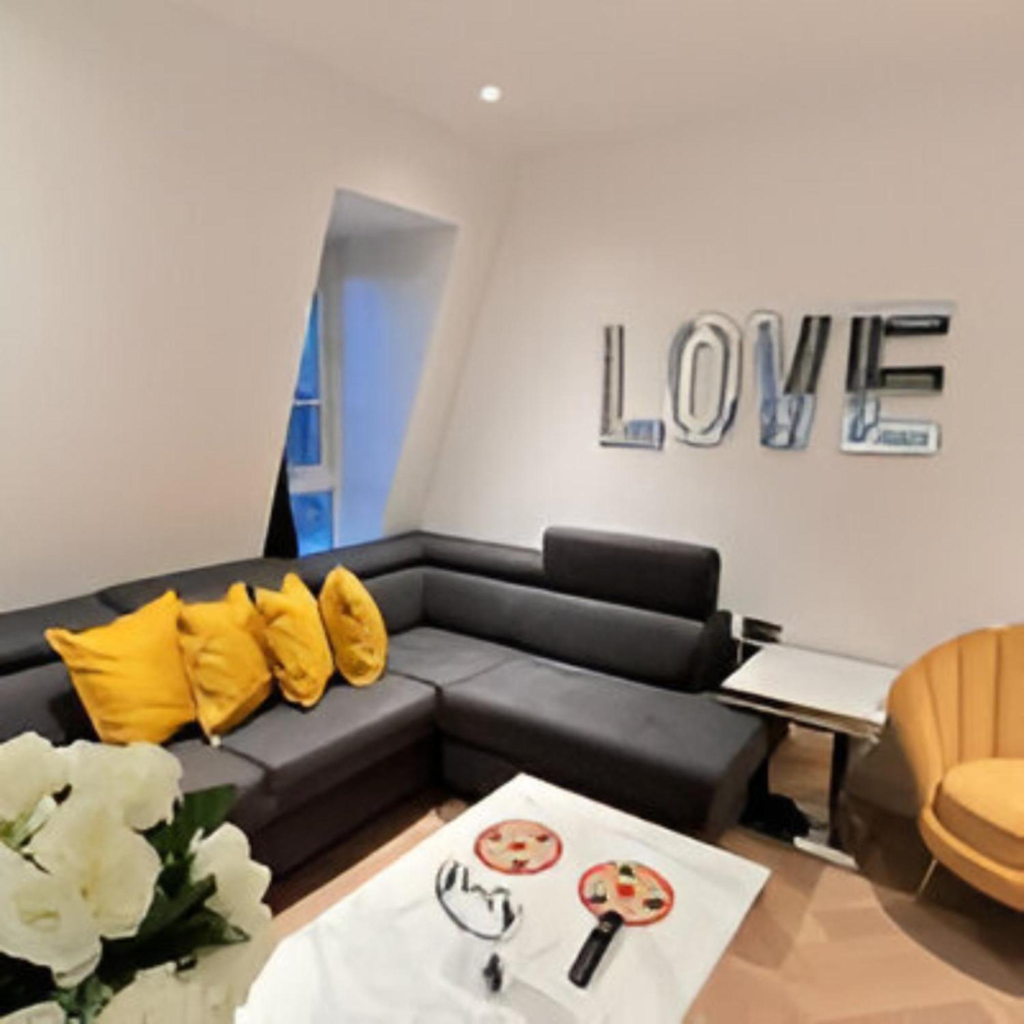 Reserve Amazing 2-bedroom Penthouse In Marble Arch 74 Leilighet
