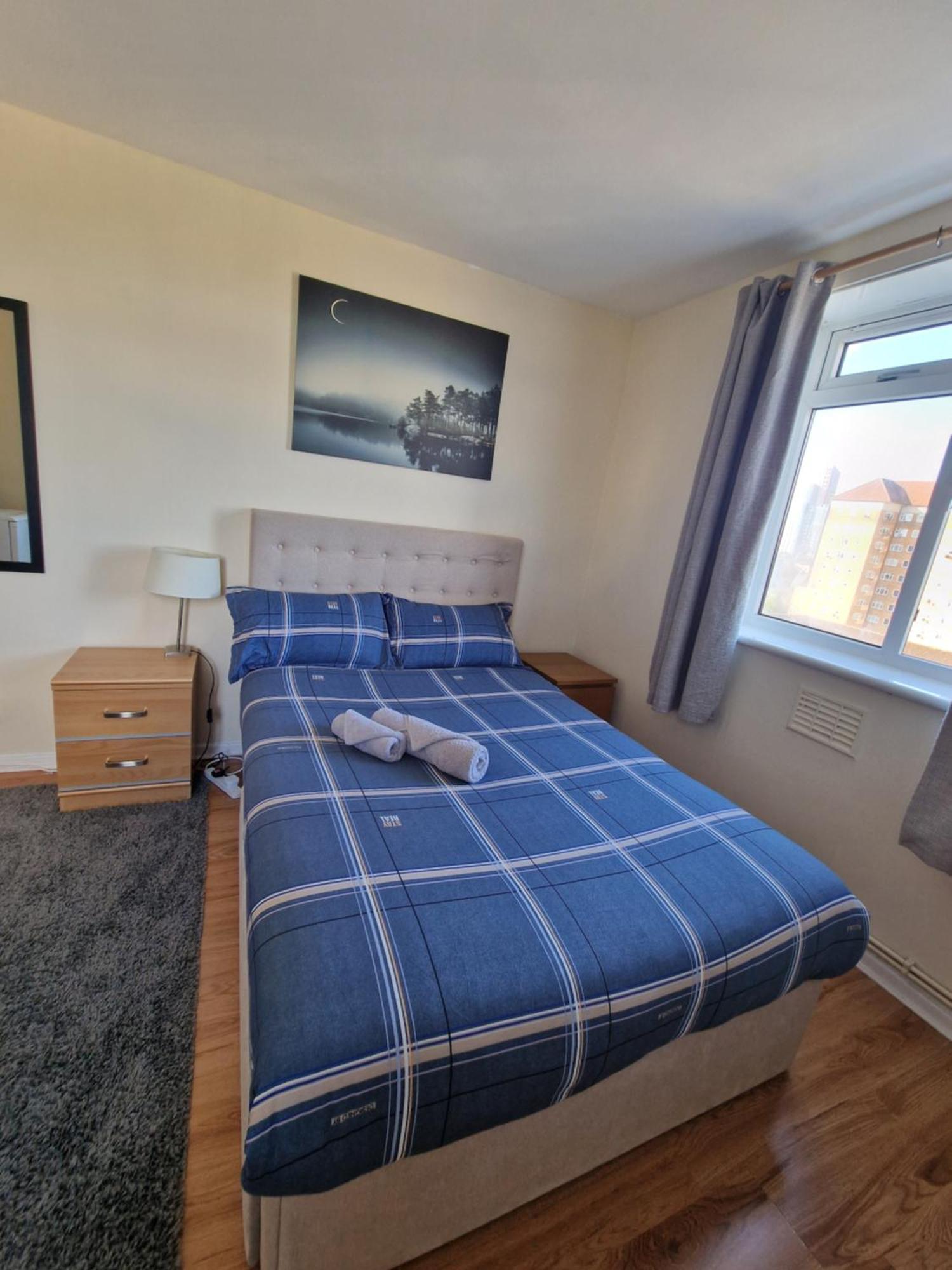 Double With Excellent Views - Central London