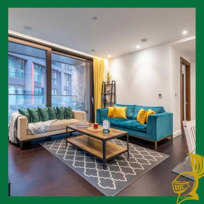 Apartment The Embassy Two Bedrooms Devereux Residences *