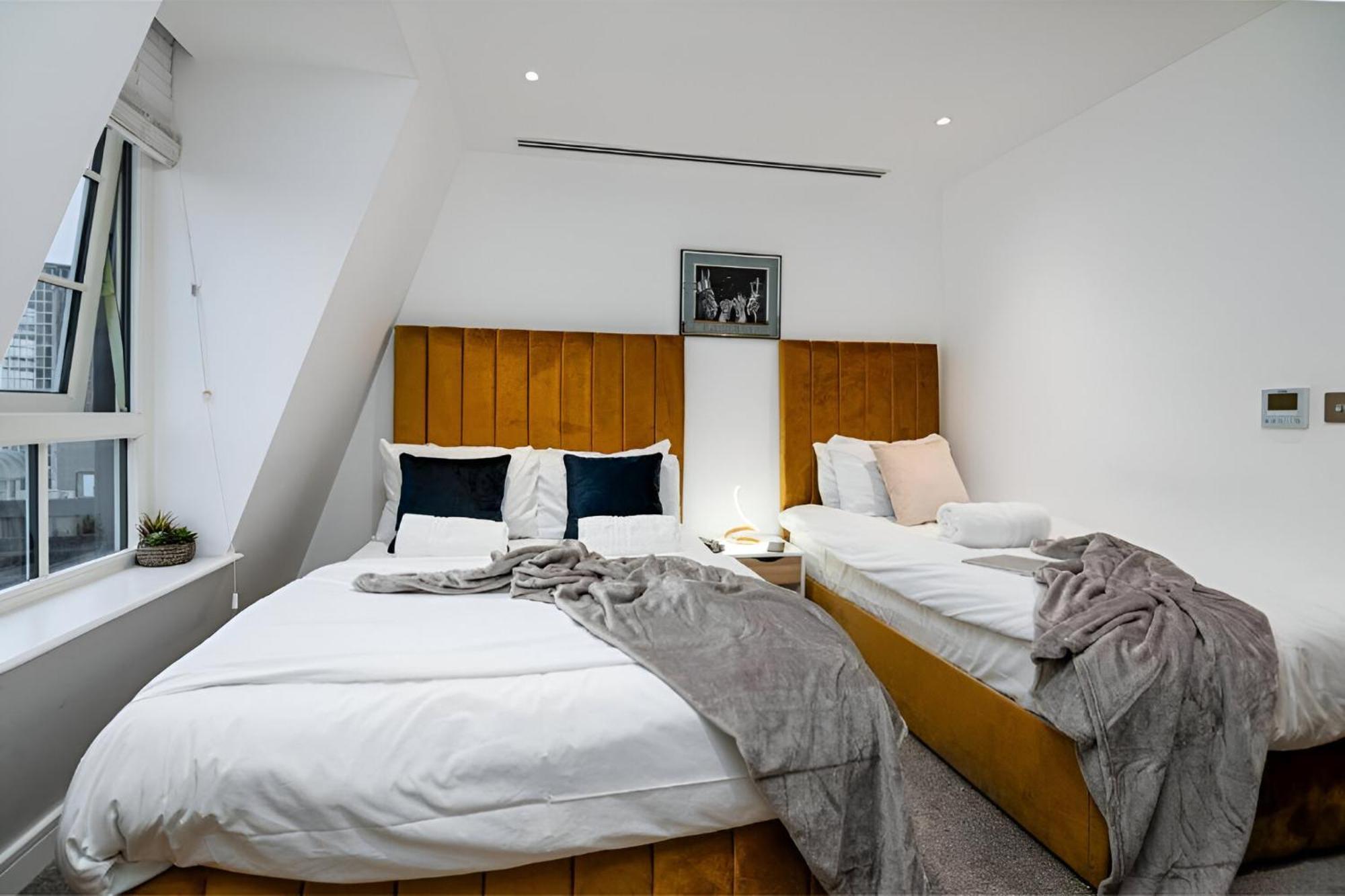 Marble Arch Penthouses With Skyline Views Apartment *