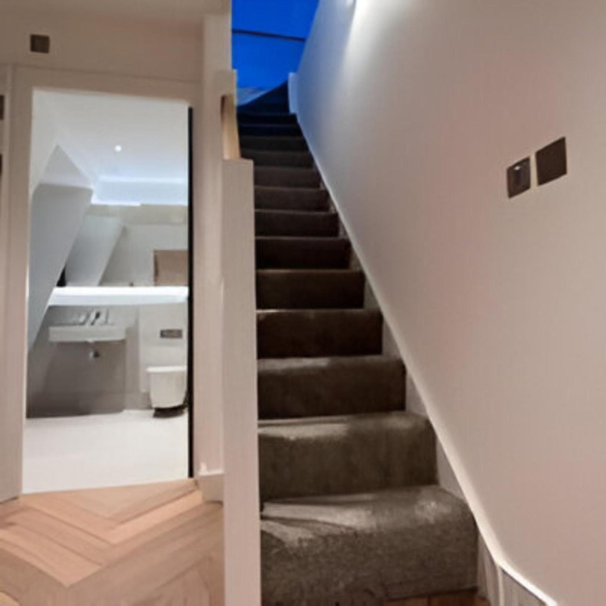 Reserve Amazing 2-bedroom Penthouse In Marble Arch 74 Leilighet *