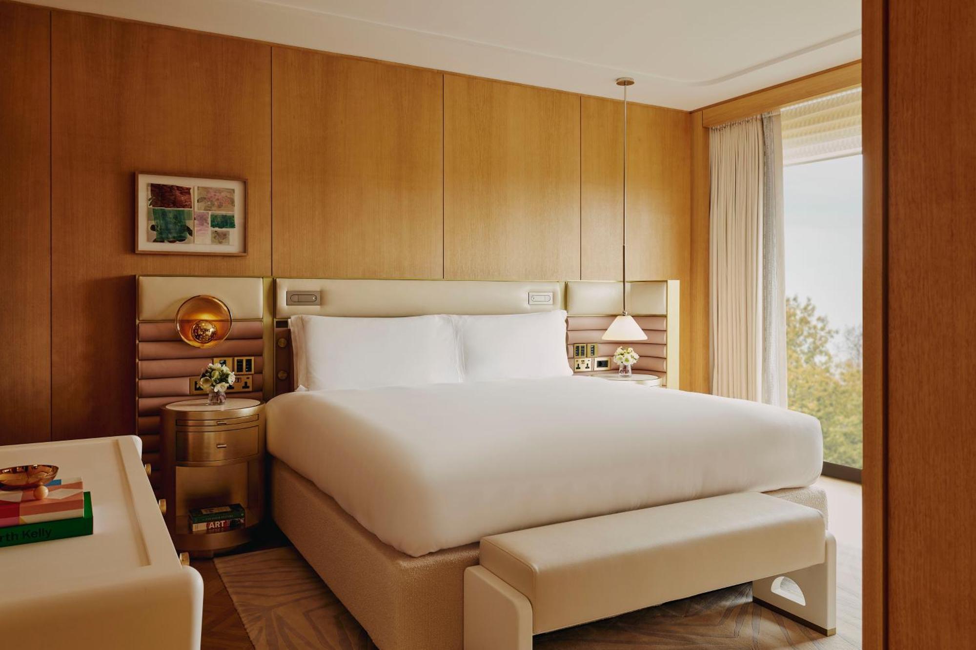 The Emory, Maybourne Collection Hotell 5*
