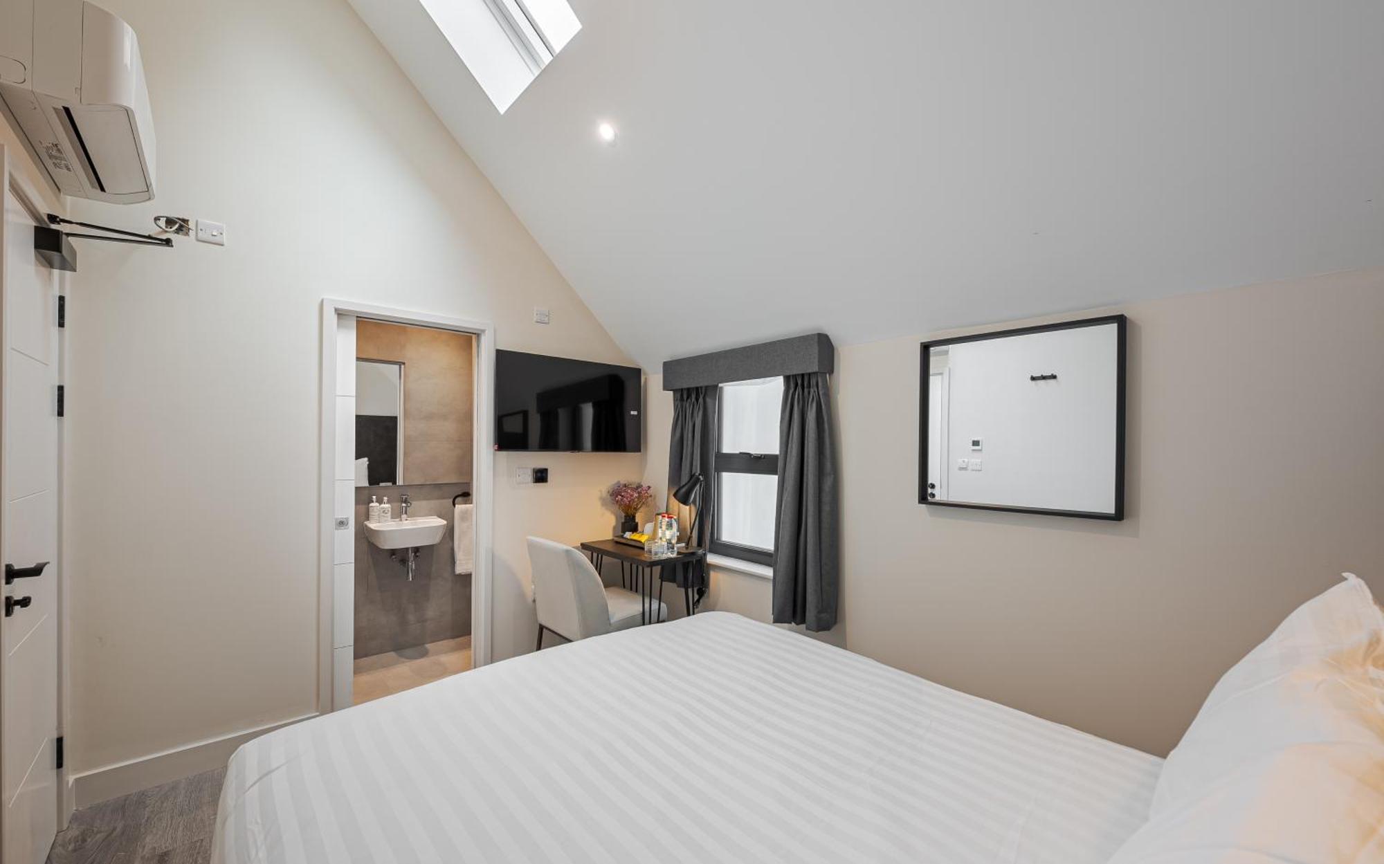 King's Cross Express Hotell 4*
