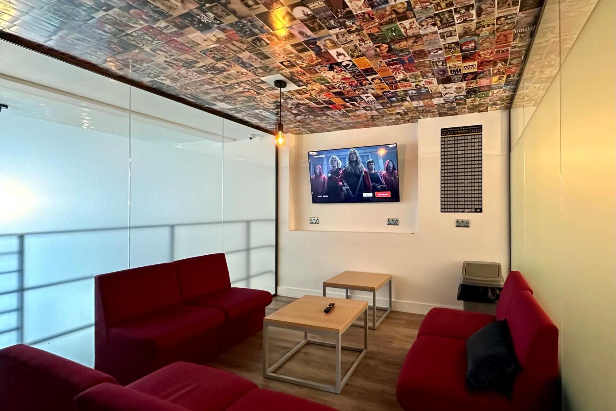 Smart Camden Hostel *