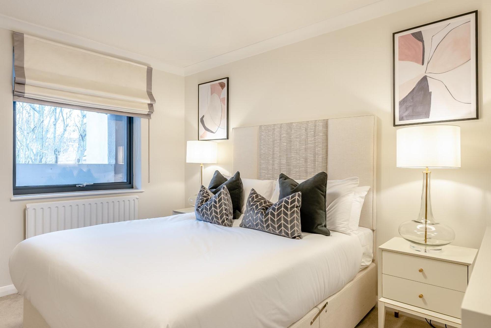 Apartment Pond Place London