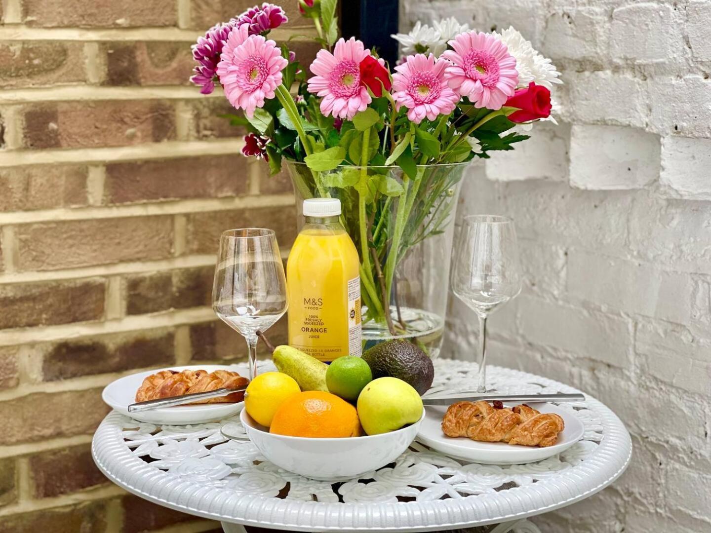 Clapham - Kingsize Bed - En-suite - Private Patio - Peaceful Space - Сasa de vacaciones *