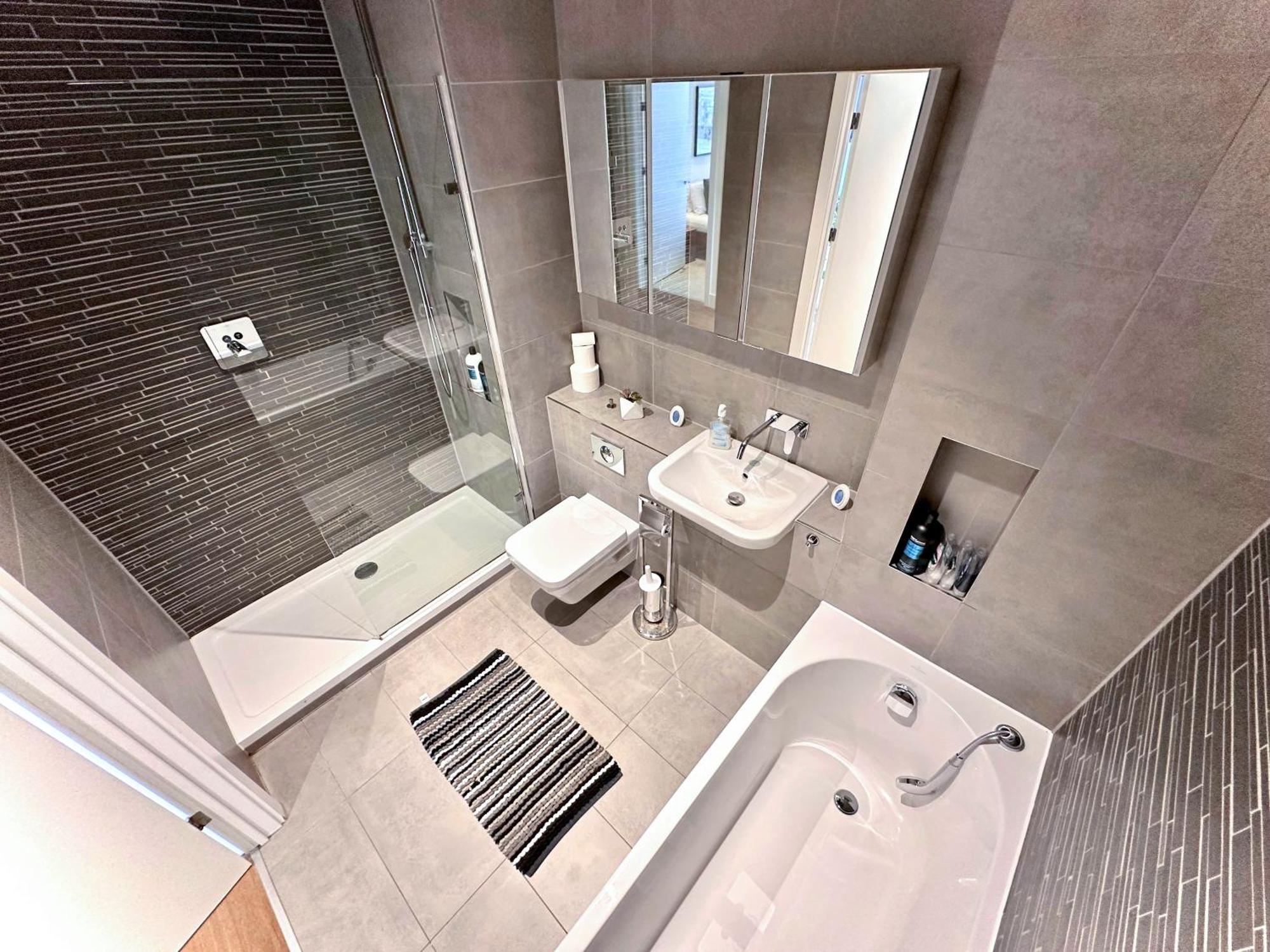 3 Bedroom Penthouse With Private Terrace, Battersea, Nine Elms Apartamento