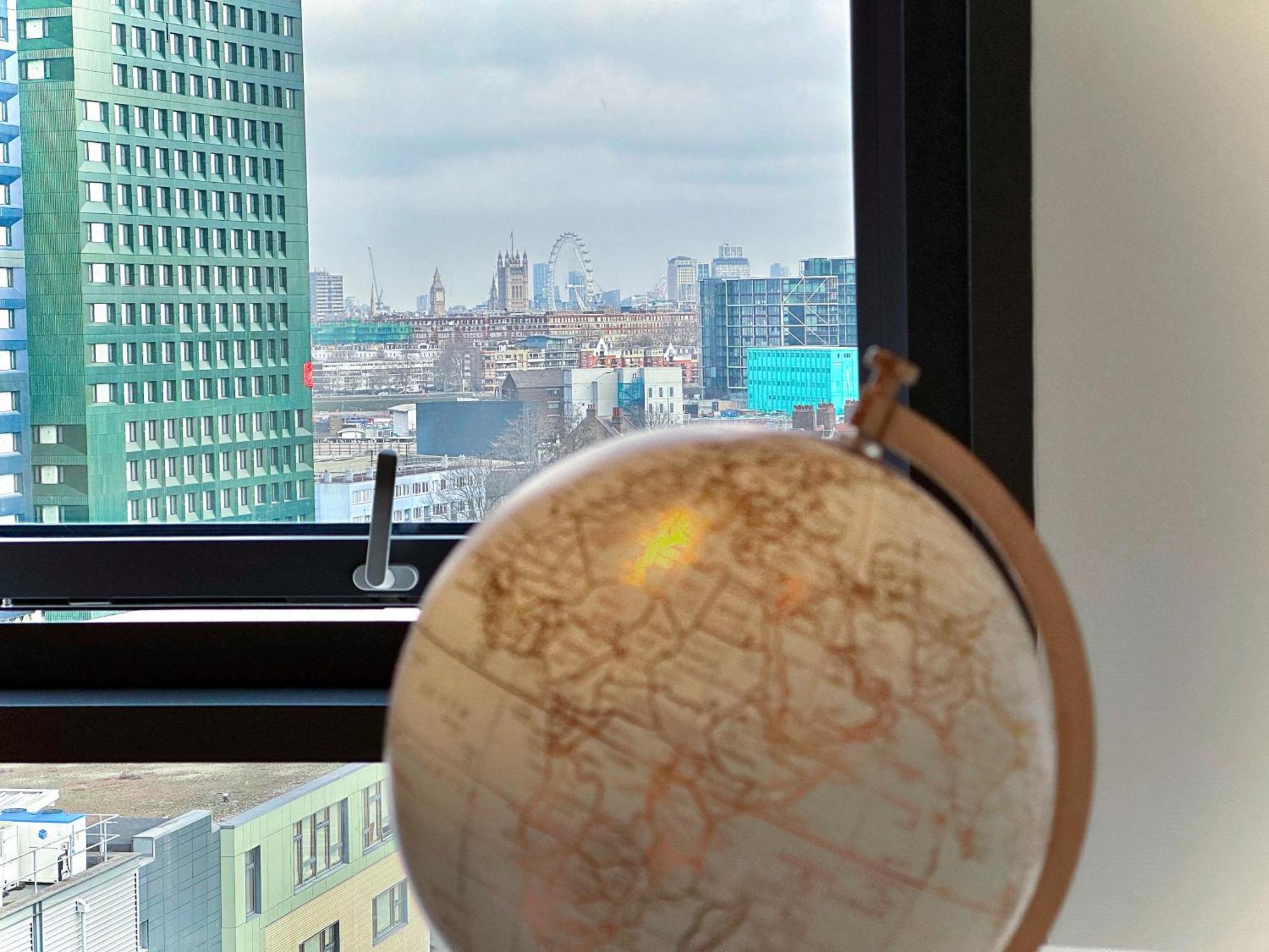 Apartamento 3 Bedroom Penthouse With Private Terrace, Battersea, Nine Elms Londres