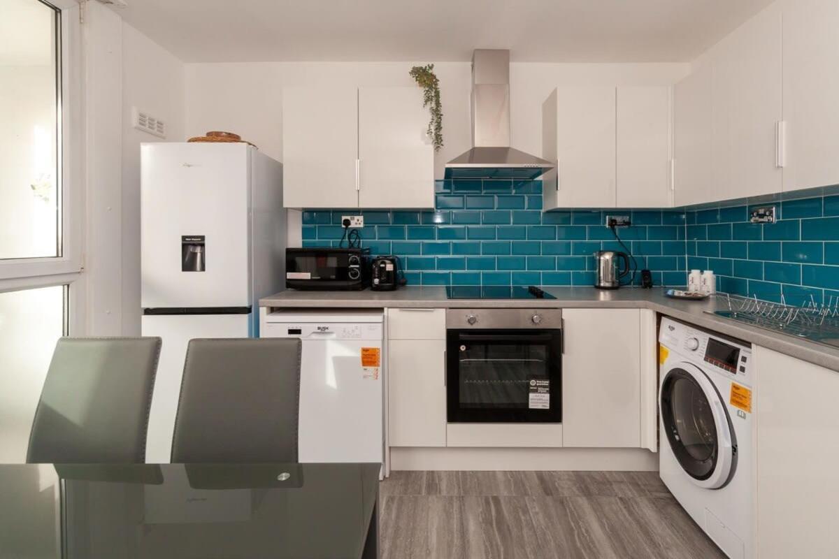 3 Bedroom Old Street - Amazing Views London