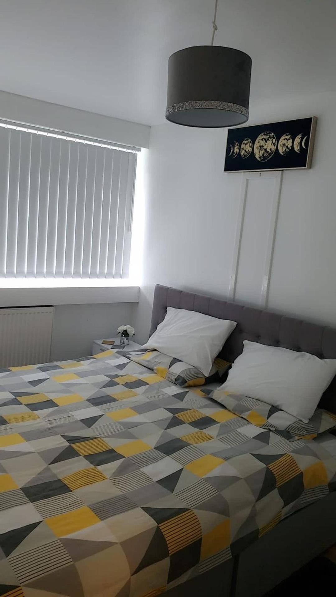 Cosy 2 Bedroom In South West London