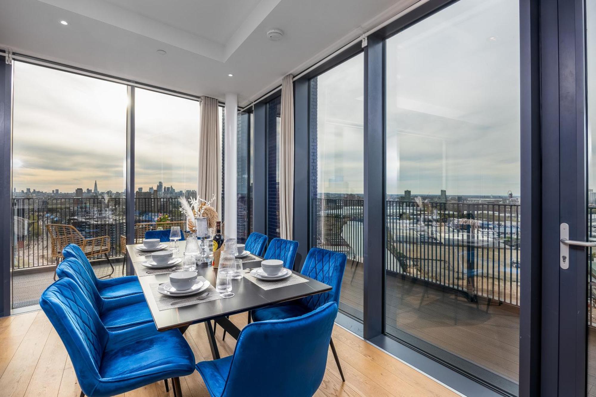 Leilighet Luxury & Spacious 2 Bedroom Apt With City Views London