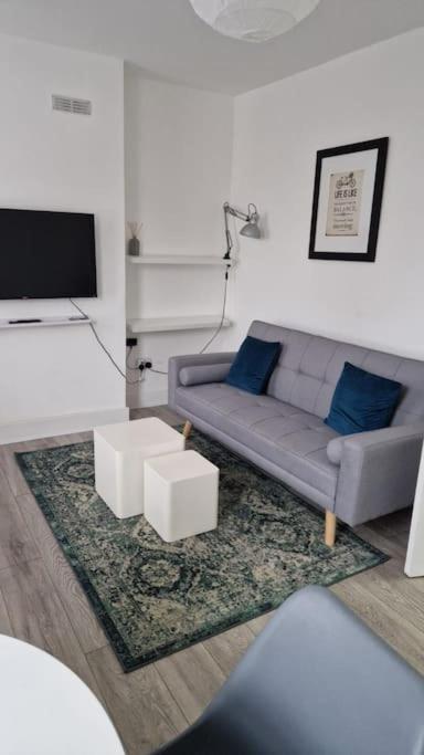 Stylish 1 Bed Flat With En-suite Londen