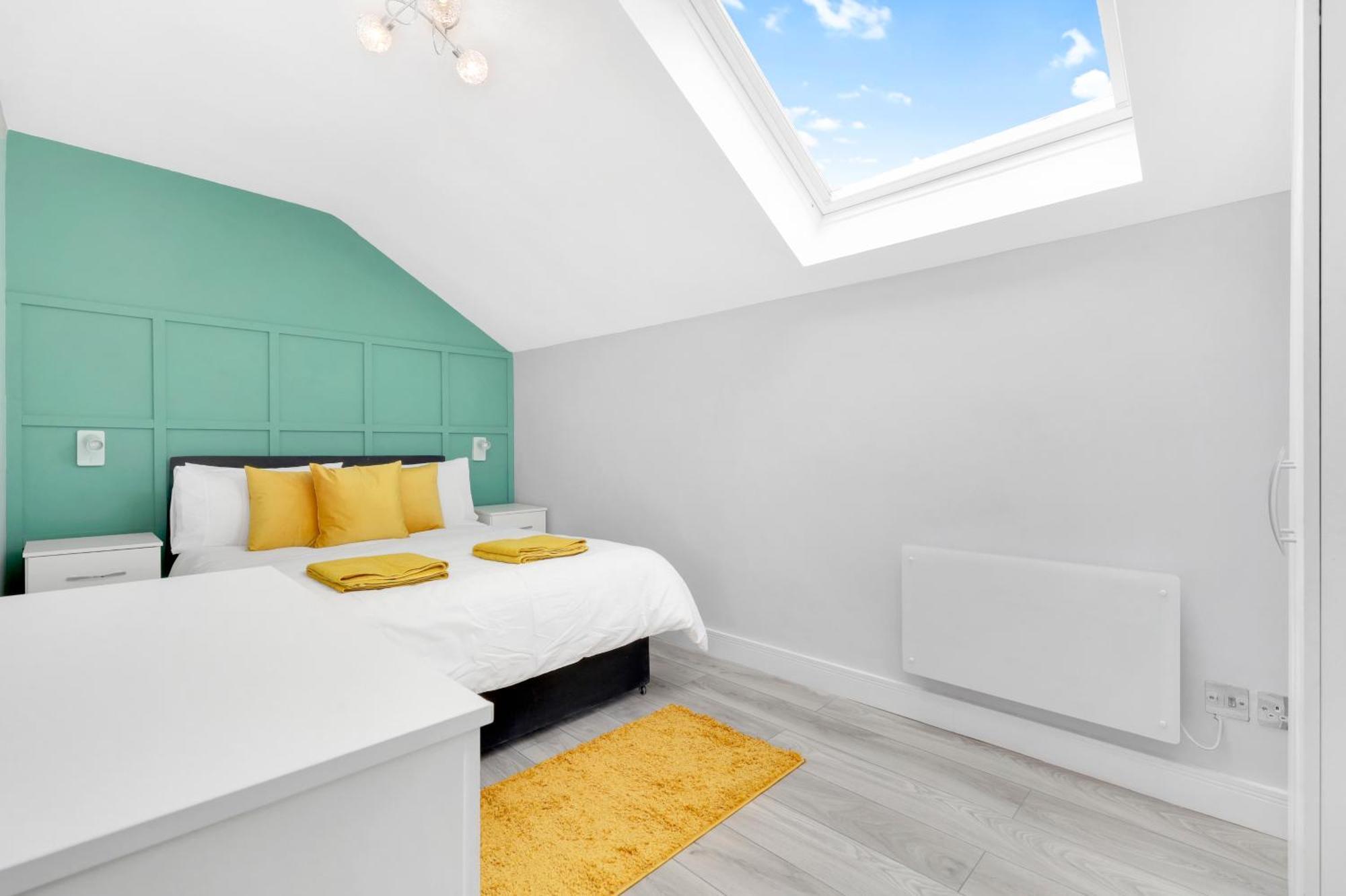 Apartment Waterside 4 Bed London
