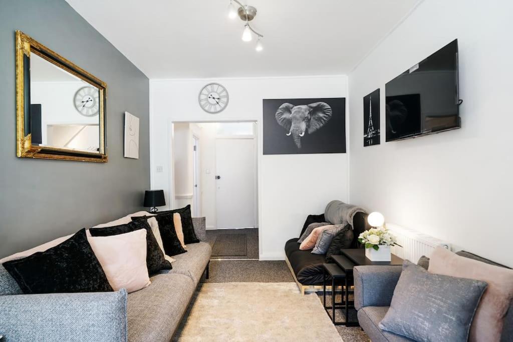 2 Bed Garden Flat Sleeps 6 Close To Brixton London
