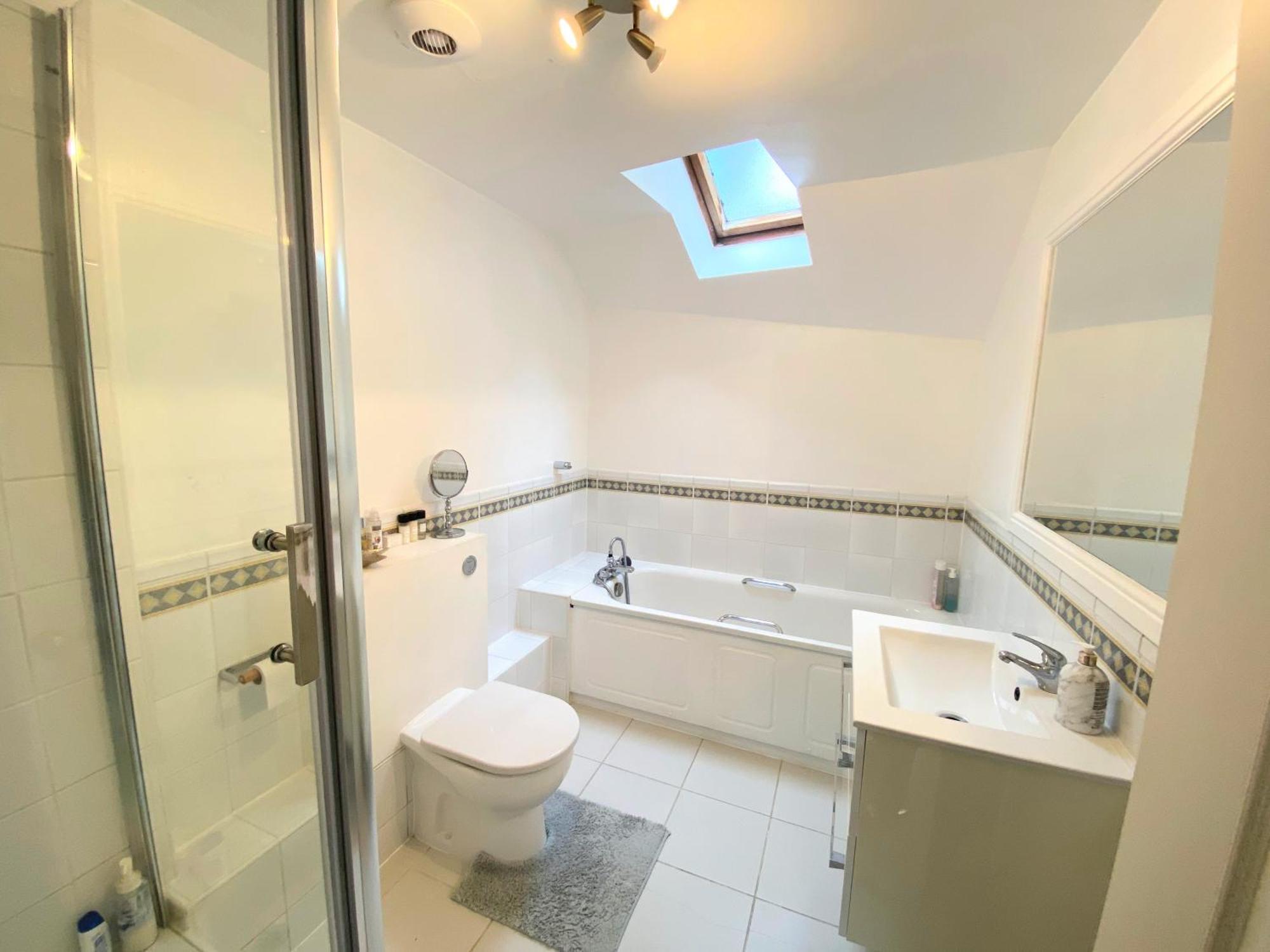 Cozy Double Next To Putney Bridge And High Street Habitación en casa particular Londres
