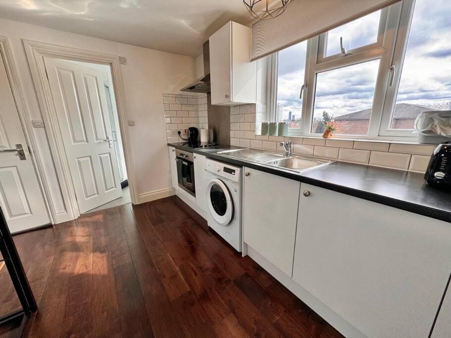 Superb Loft 30min To Appartement Londen