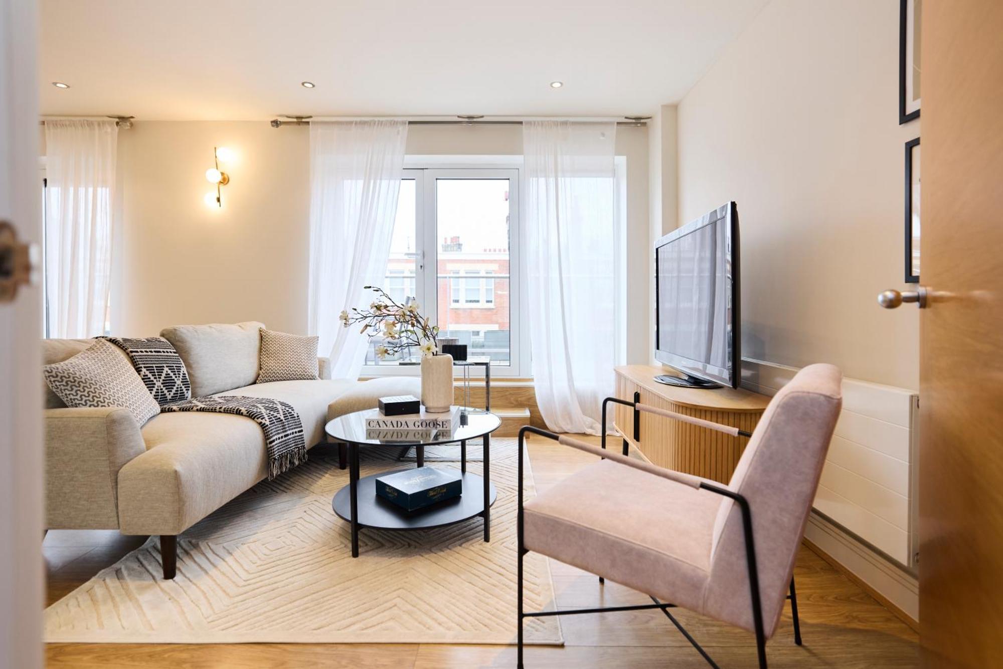 The Battersea Park Place - Amazing 2bdr Flat With Terrace