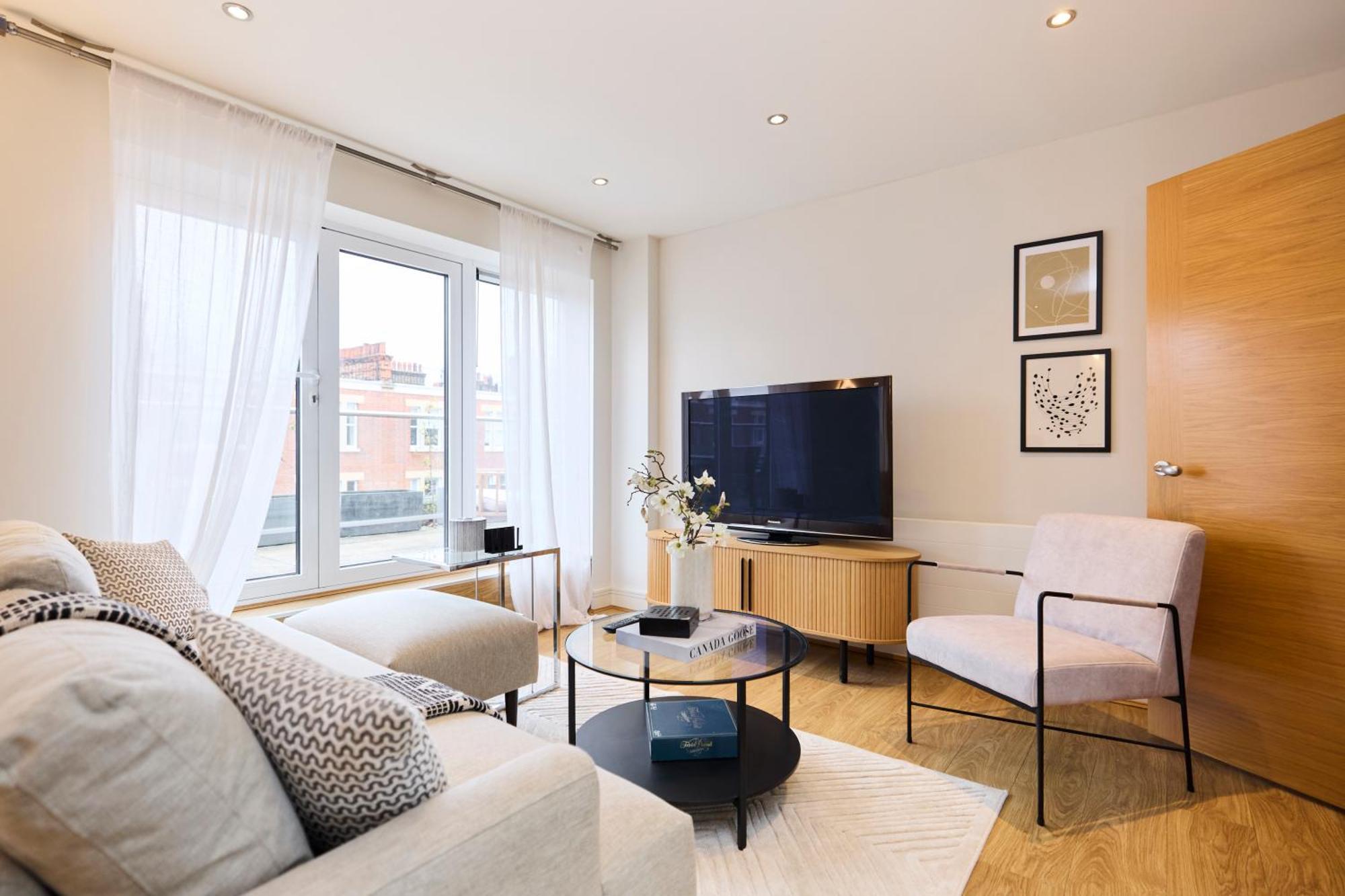 The Battersea Park Place - Amazing 2bdr Flat With Terrace Apartment *