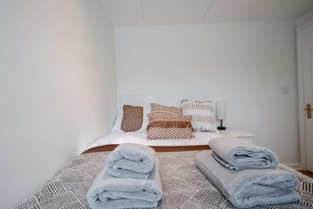 Villaer Luxury 3brs House In The Heart Of Victoria