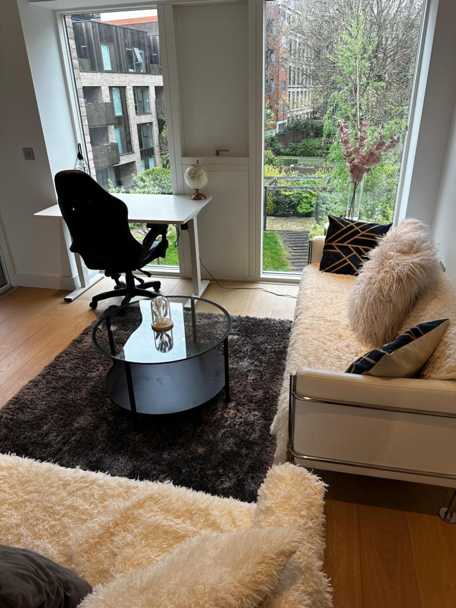 Modern House In Central Appartement Londen