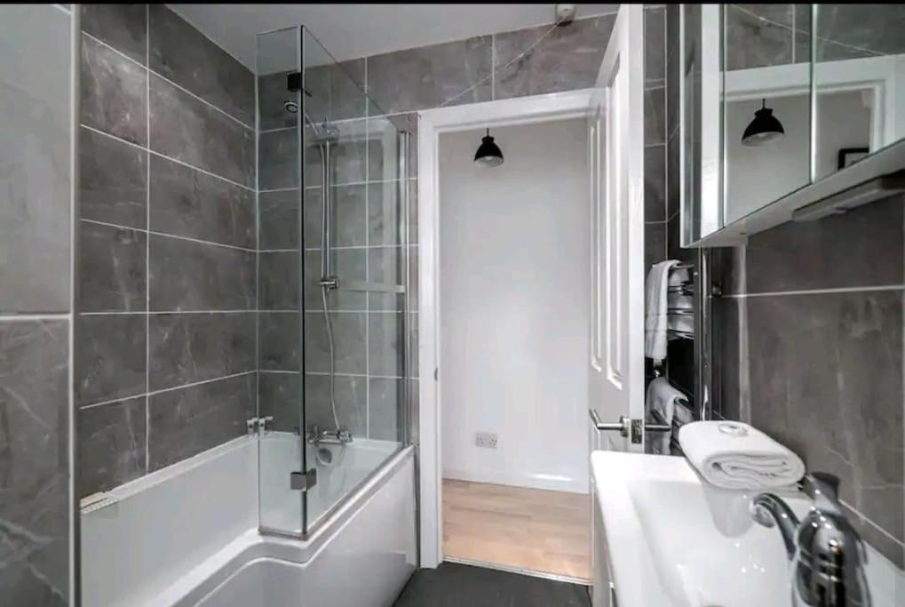 Feriehus 2 Bedroom Canal View, Near Kings Cross & Camden