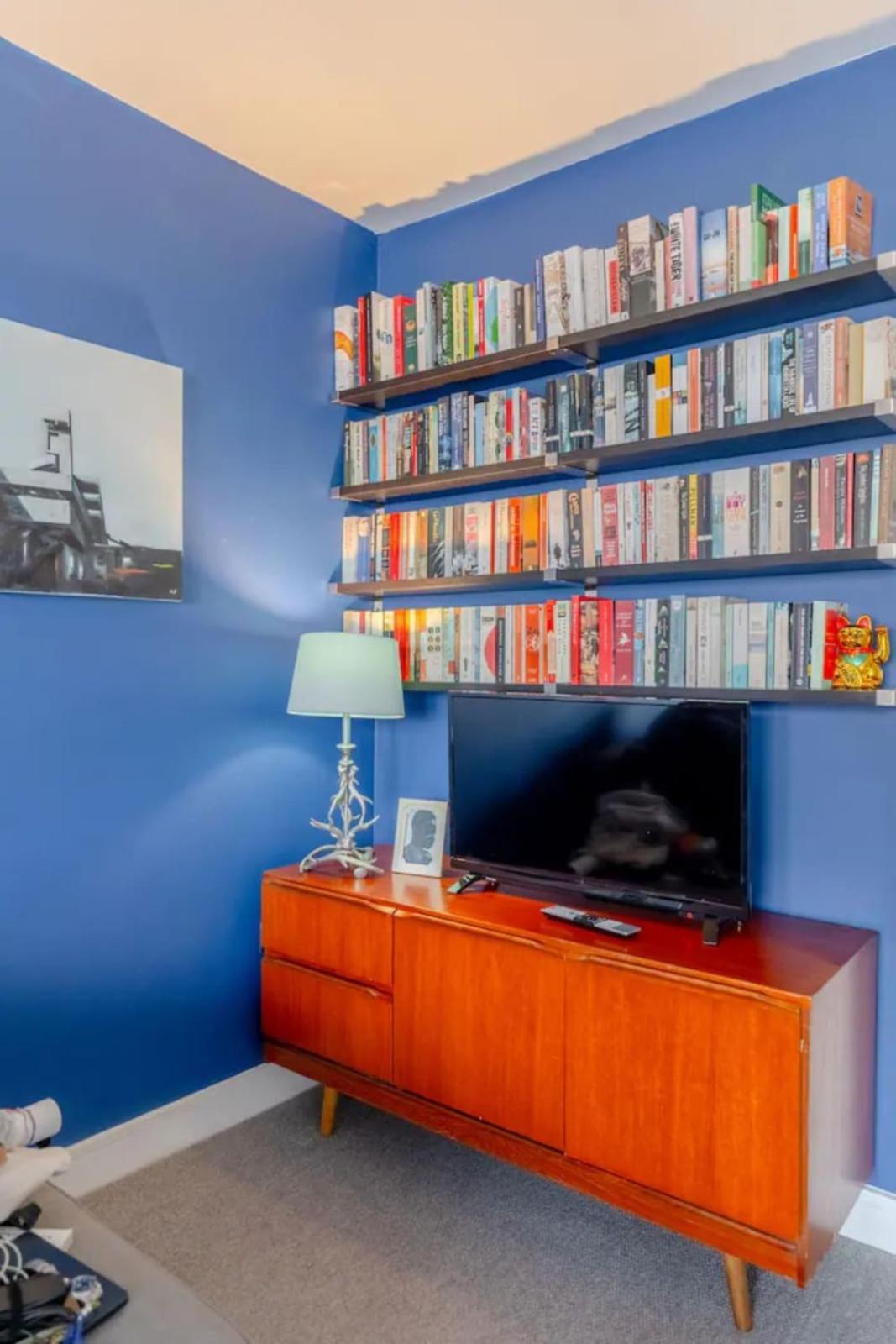Spacious 2 Bedroom Retreat In East Dulwich Apartment London