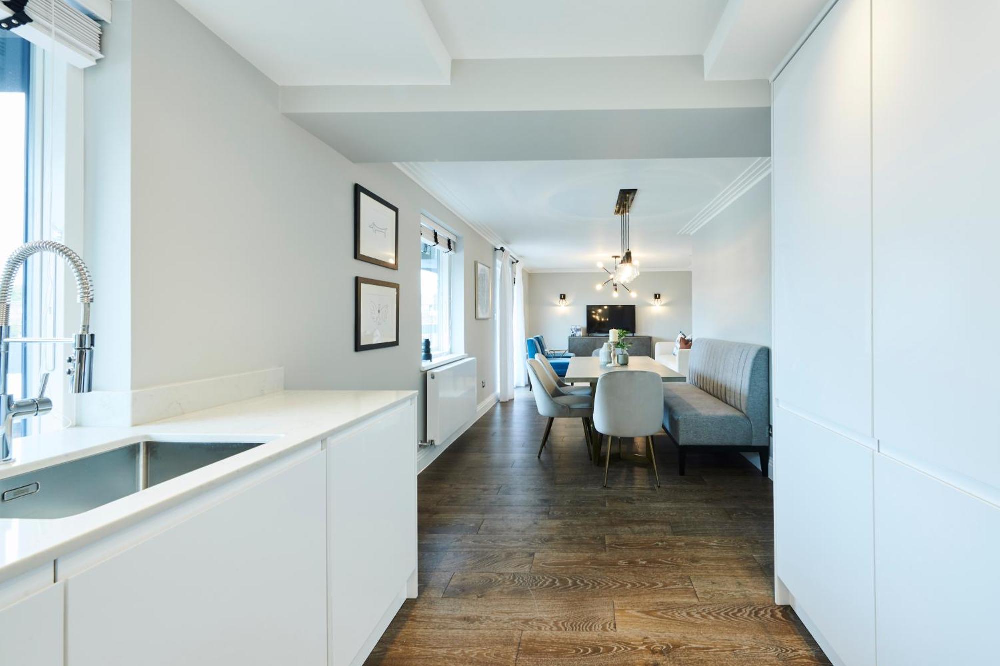 Apartment Pond Place