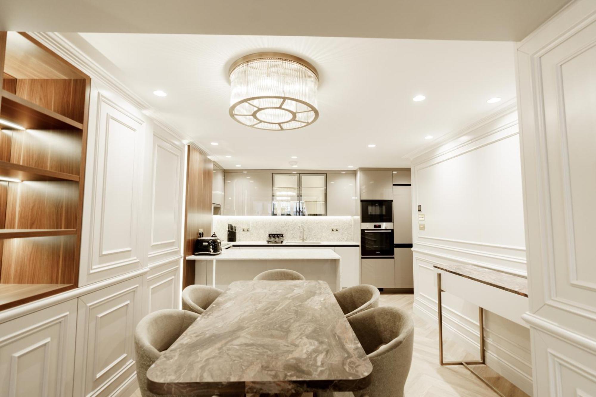 Holland Park Apartment