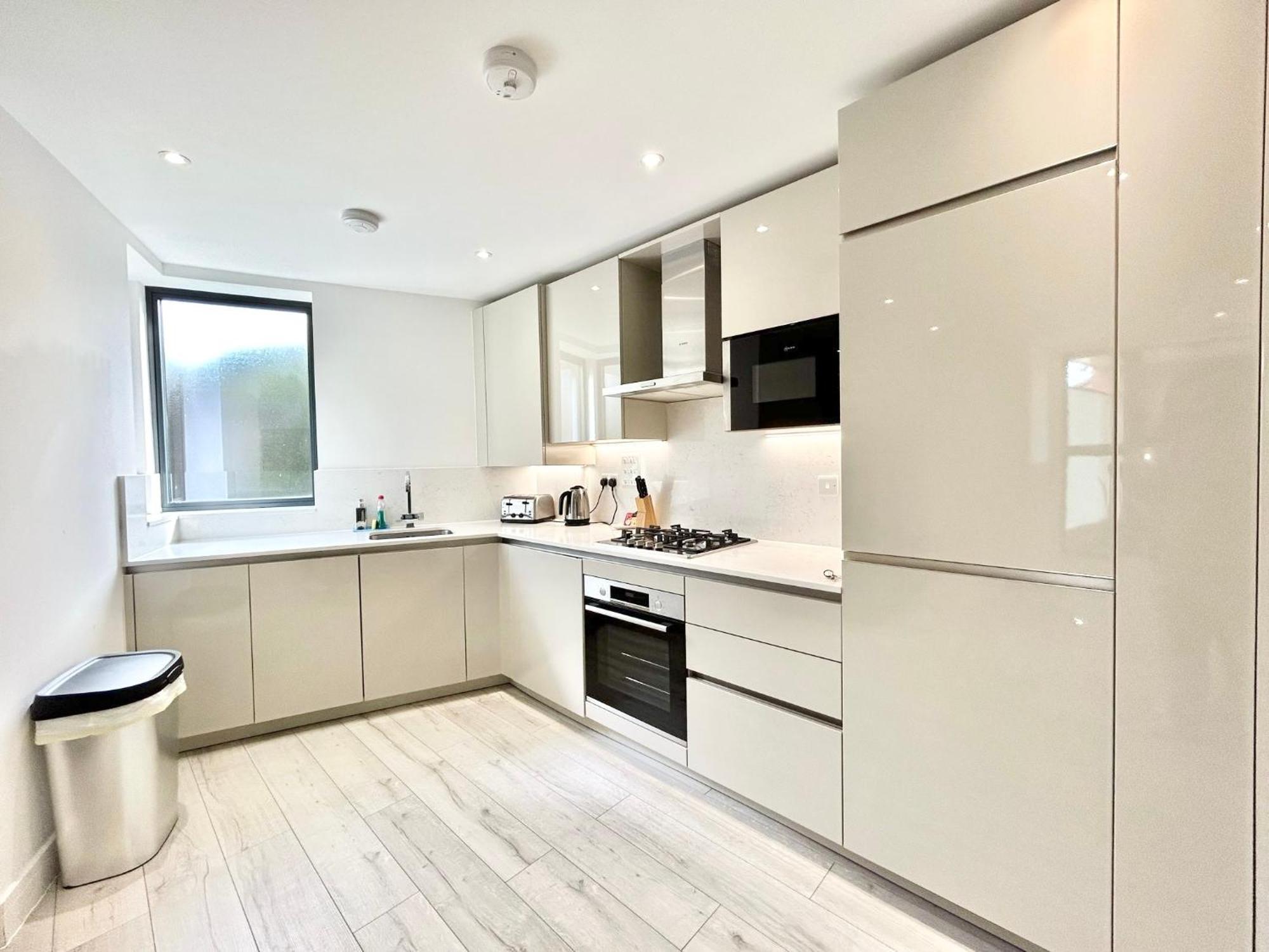 Aparthotel Queens Luxury Wembley Stadium - London
