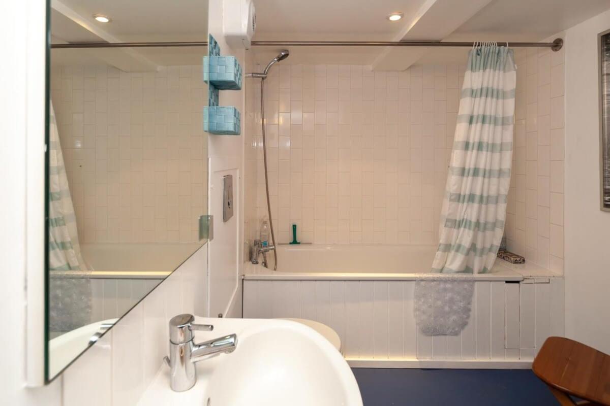 Apartment Charming 1 Bedroom In Old School House London