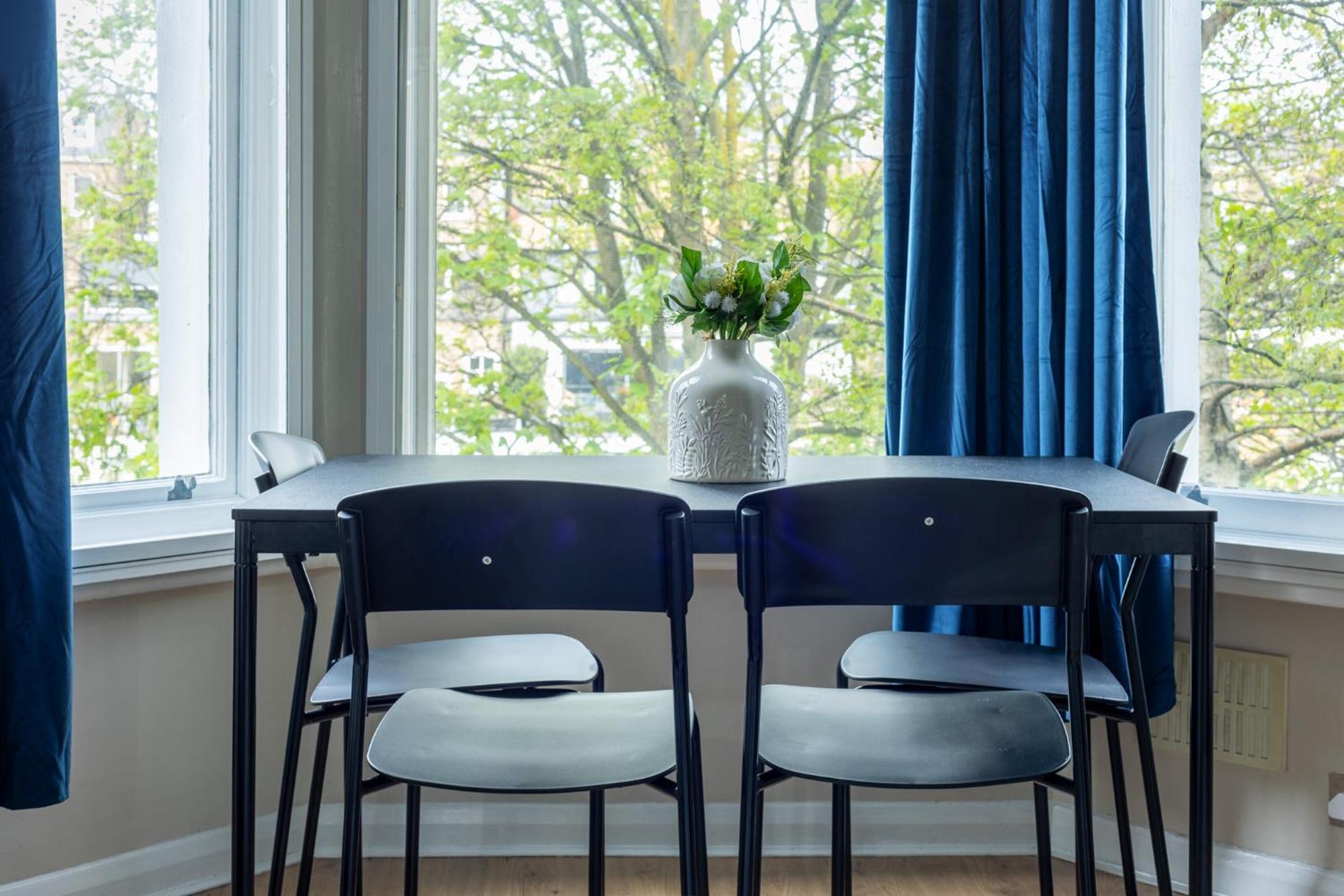 Bright & Stylish 1br, 5min Kensington Olympia Tube Appartement *
