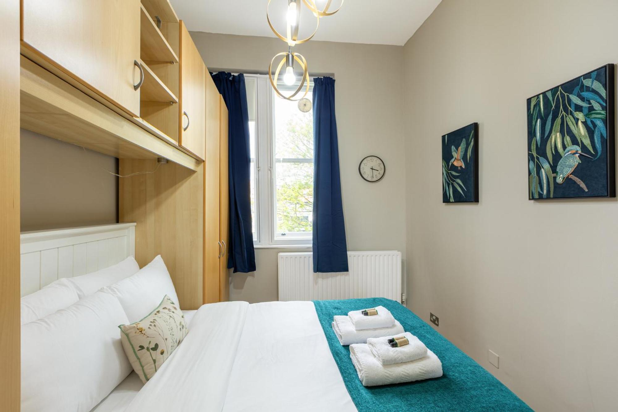 Appartement Bright & Stylish 1br, 5min Kensington Olympia Tube Londen