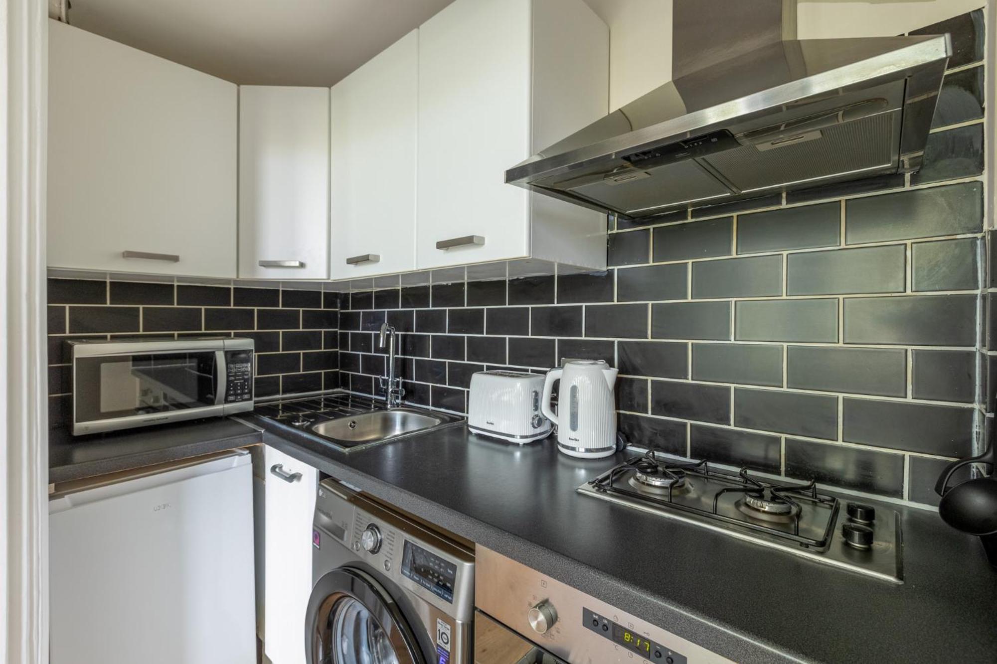 Appartement Bright & Stylish 1br, 5min Kensington Olympia Tube