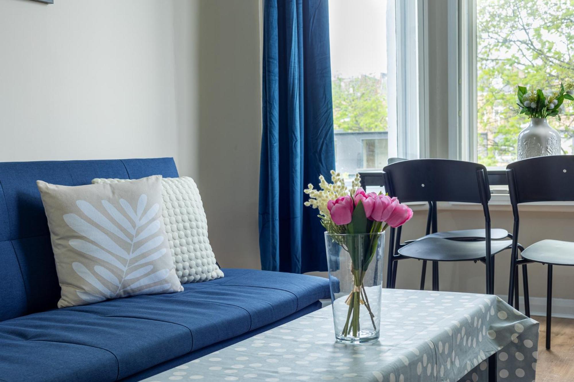 Appartement Bright & Stylish 1br, 5min Kensington Olympia Tube Londen