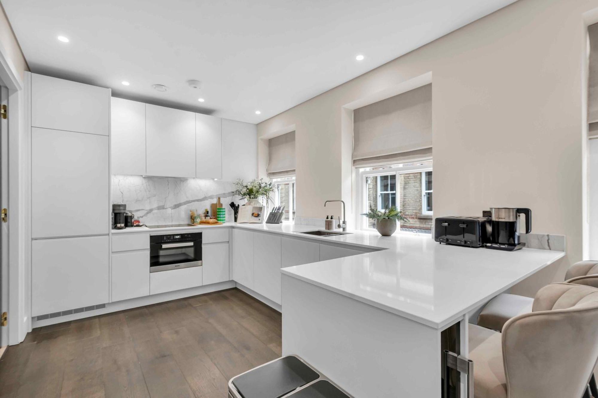 Be - Chancery Lane Apartment