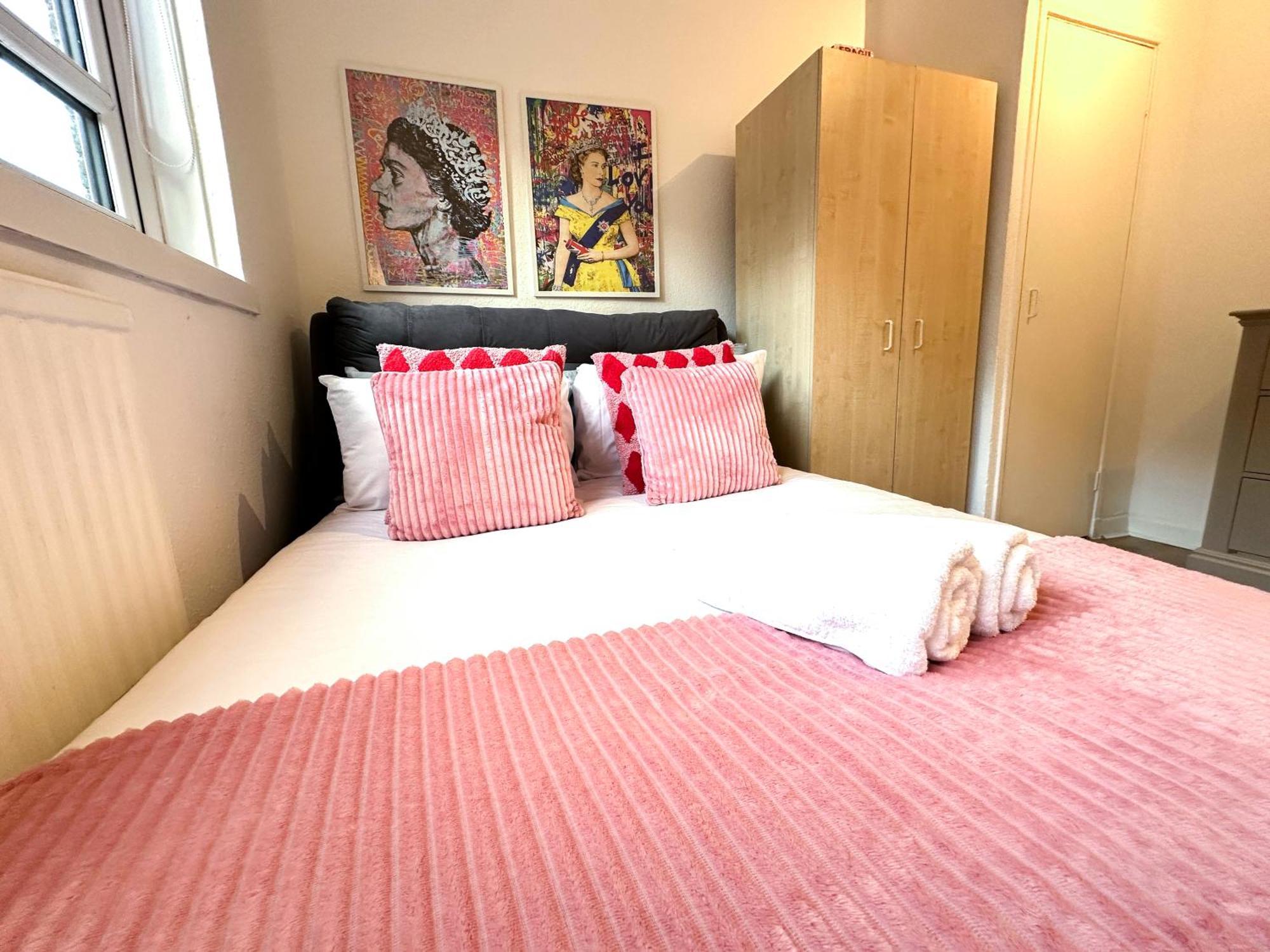 Apartamento Vibrant 3 Bedrooms Flat With Private Balcony Near Finsbury Park, Wood Green Londres