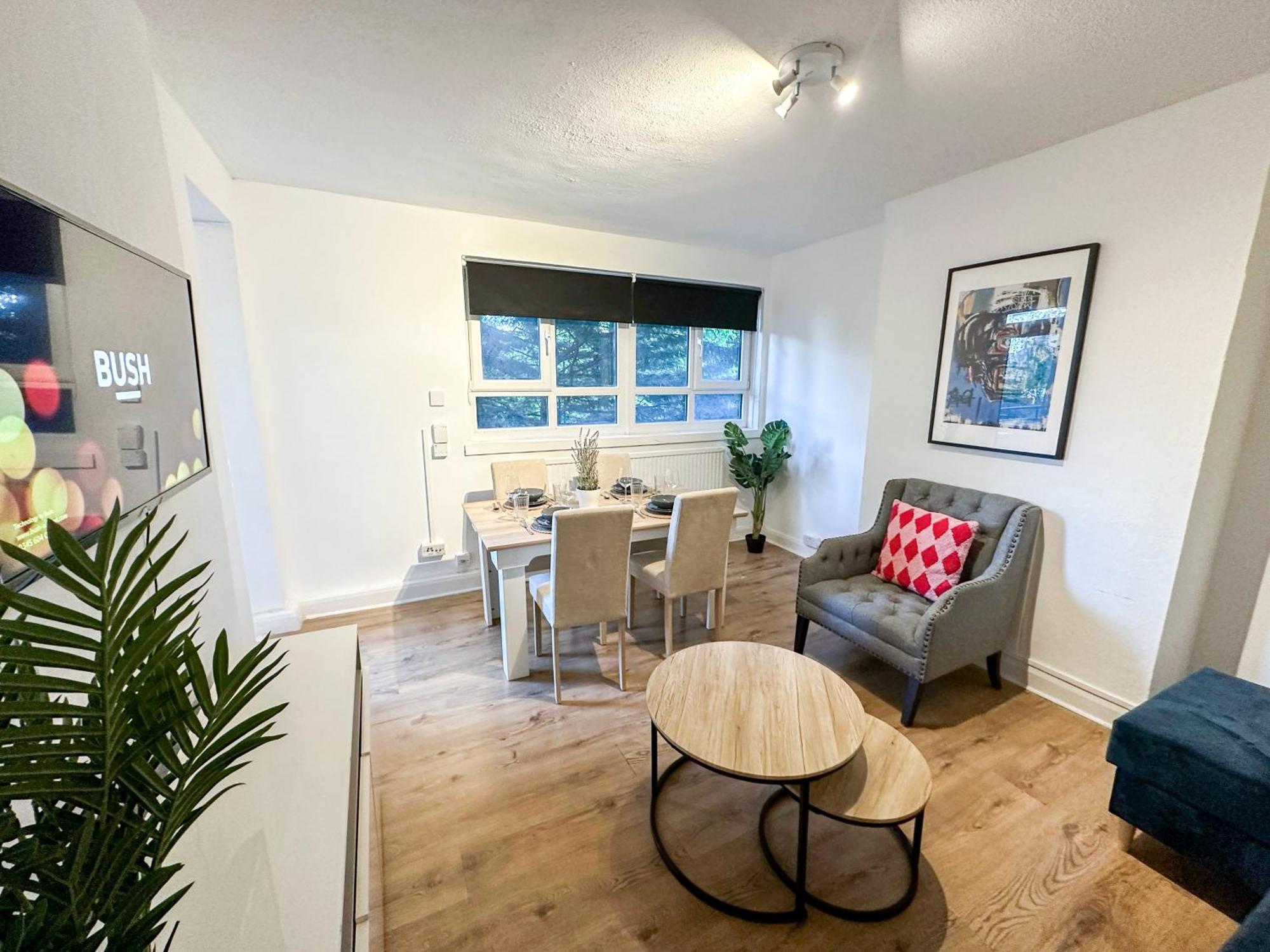 Apartamento Vibrant 3 Bedrooms Flat With Private Balcony Near Finsbury Park, Wood Green Londres