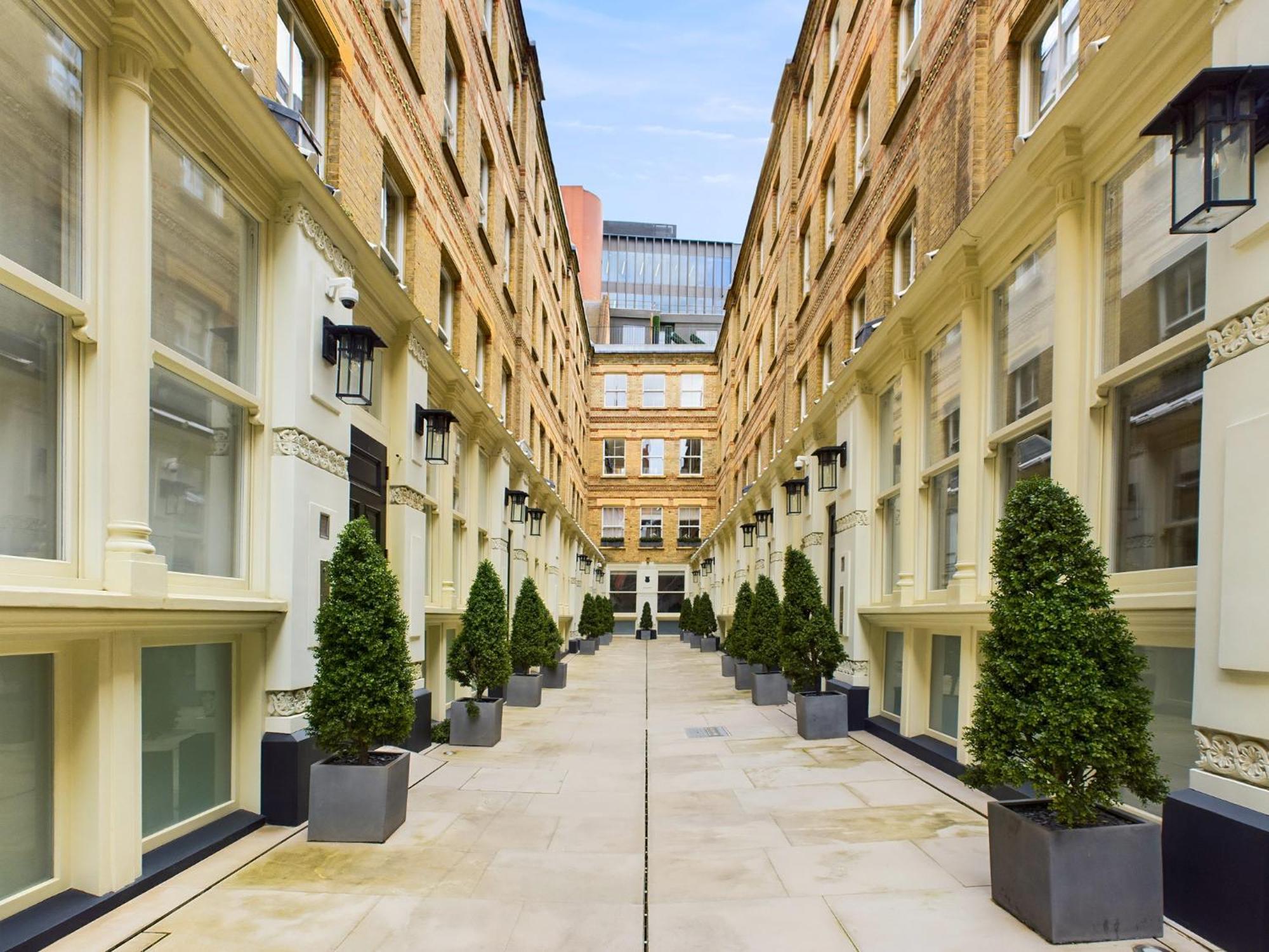 Be - Chancery Lane Apartment