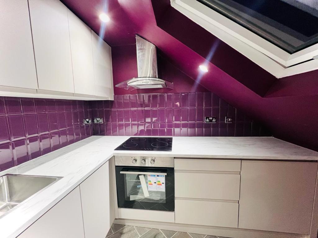 Crescent House Location Ensuites Great Value Guest house *