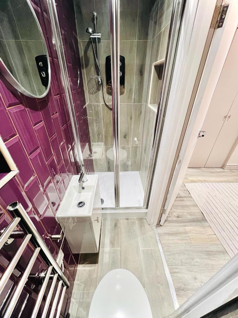 Guest house Crescent House Location Ensuites Great Value